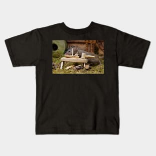 mouse making a boat Kids T-Shirt